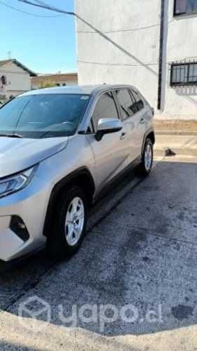 Vendo toyota rav4 2020