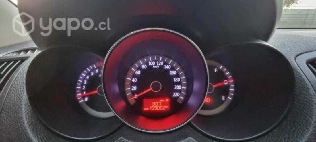 Kia motors cerato 2013