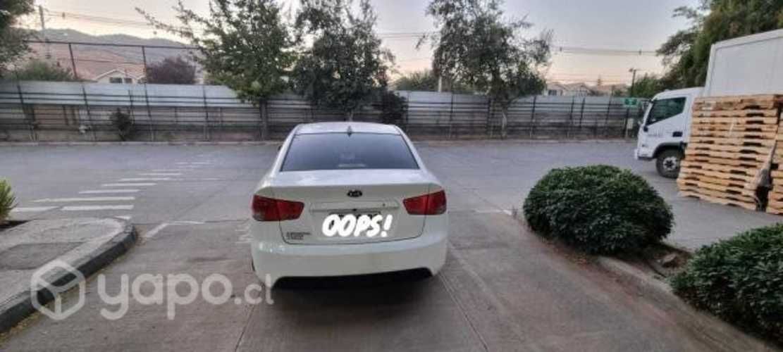 Kia motors cerato 2013