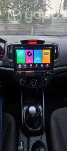 Kia motors cerato 2013