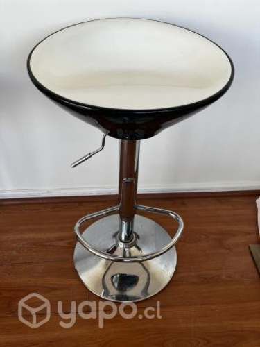 Taburete , piso ajustable