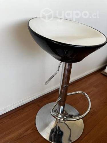 Taburete , piso ajustable