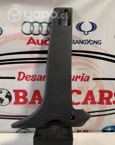Tapiz cubre pilar central infe der TOYOTA YARIS 20