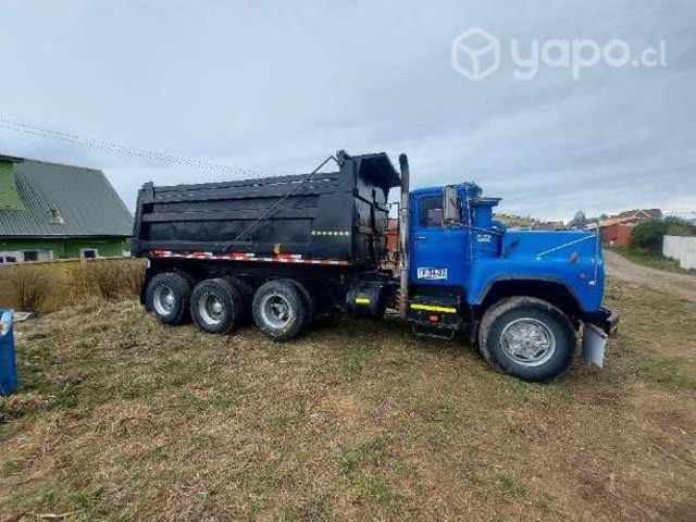 Camion tolva 16m3 Mack 1999