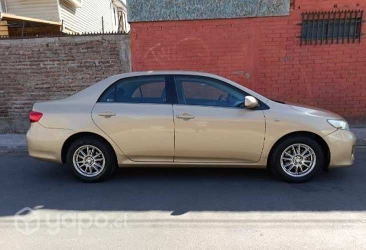 Vendo Toyota Corolla