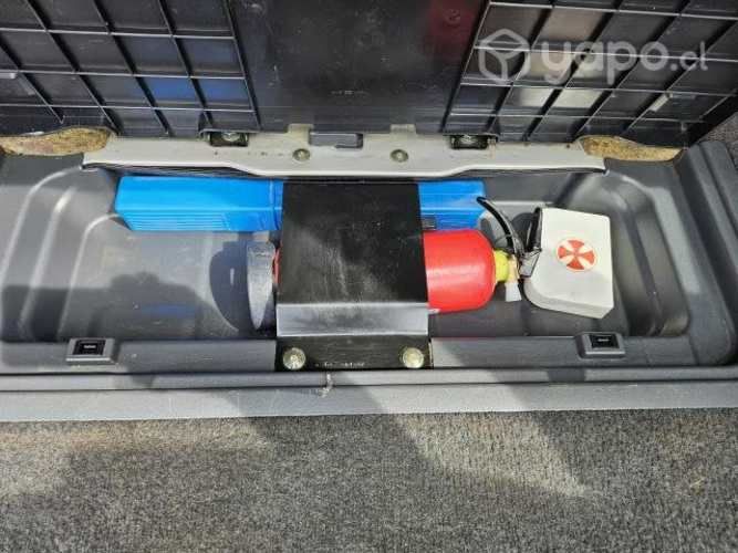 Suzuki grand nomade 2006