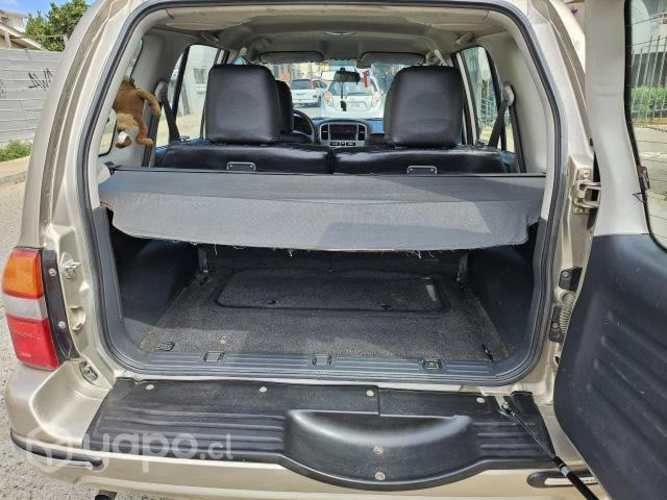 Suzuki grand nomade 2006