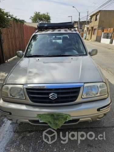 Suzuki grand nomade 2006