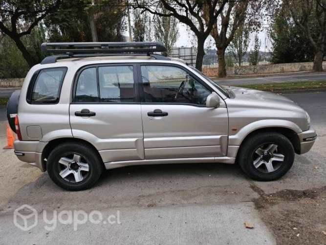 Suzuki grand nomade 2006