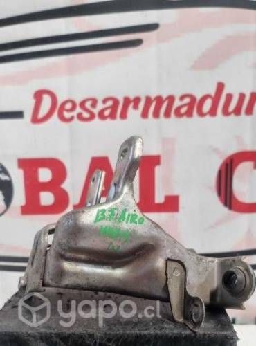 Soporte filtro de aire TOYOTA YARIS 2014