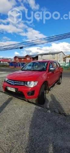 Camuoneta mitsubushi 4x4 2015