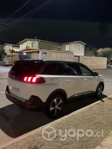 Peugeot 5008 2020