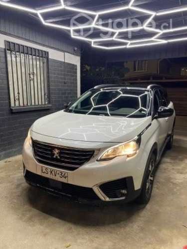 Peugeot 5008 2020