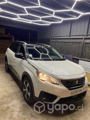 Peugeot 5008 2020