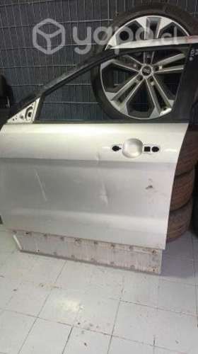 Puerta delantera izquierda ford explorer 2015