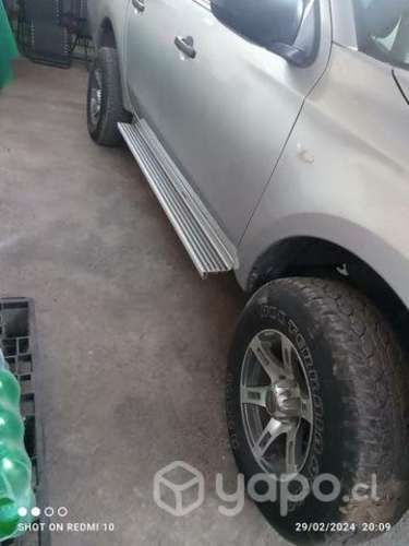 Se vende MITSUBISHI L200 2016