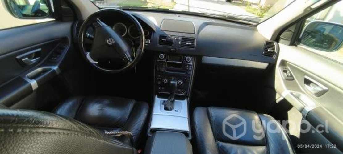 Volvo xc90 t5 awd 2013