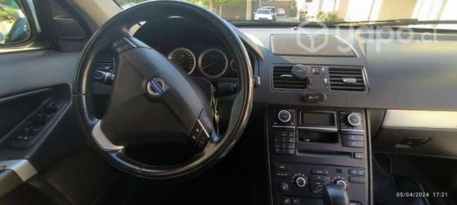 Volvo xc90 t5 awd 2013