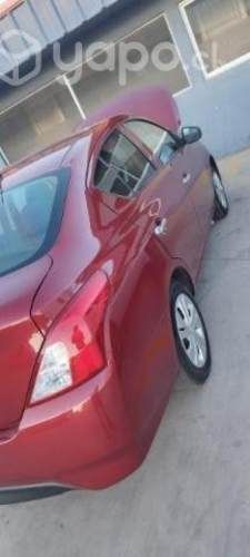 Vendo Nissan Versa 2017, versión full equipo