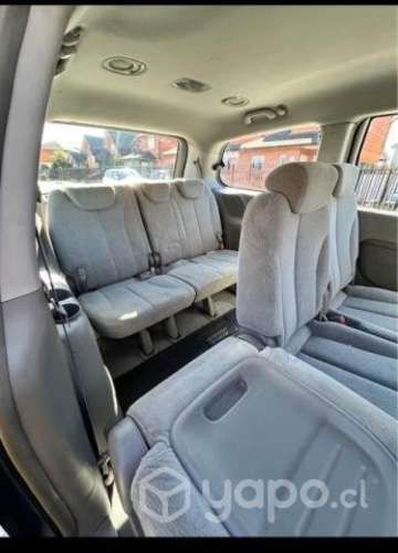 Kia gran carnival 2008