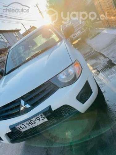 Mitsubishi L200 buen estado