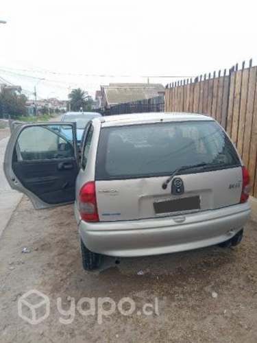 Corsa Swing año 2005