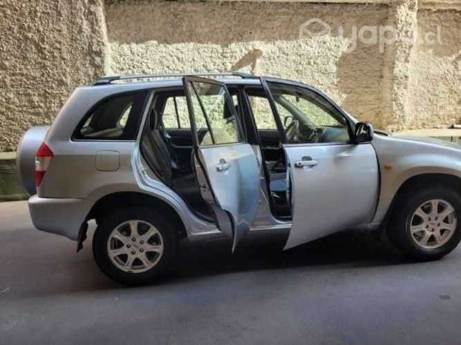 Vendo camioneta chery tiggo