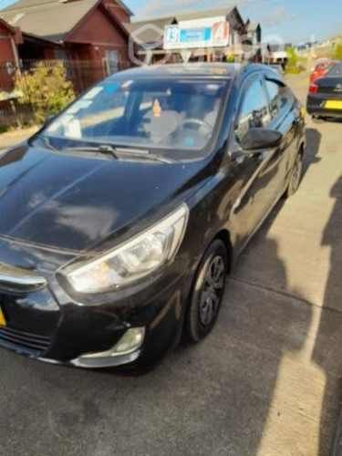 Colectivo Linea 13. HYUNDAI ACCEN 2017