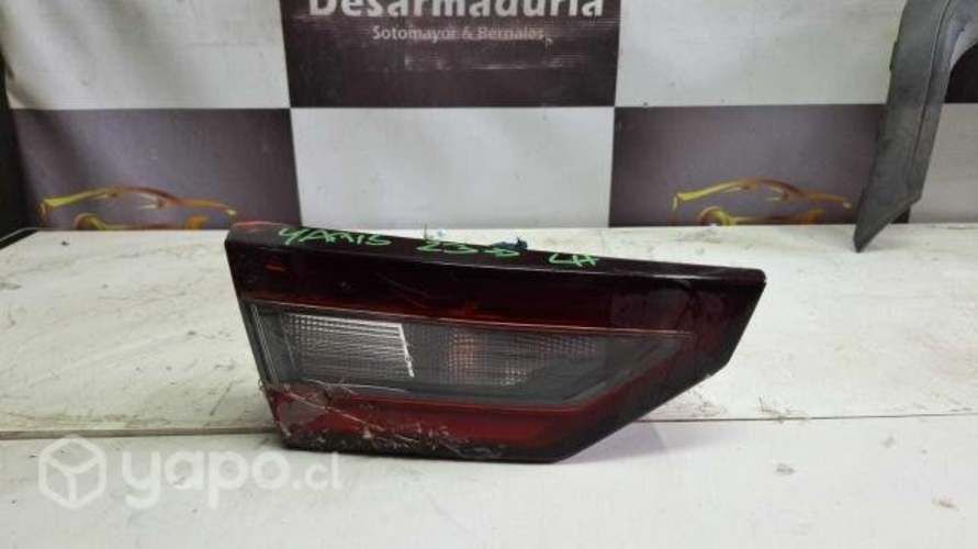 Foco Yaris 2023 a 2024 Lh 2.1