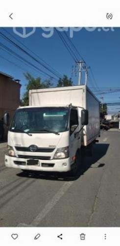 Camion hino 6.5. año 2020