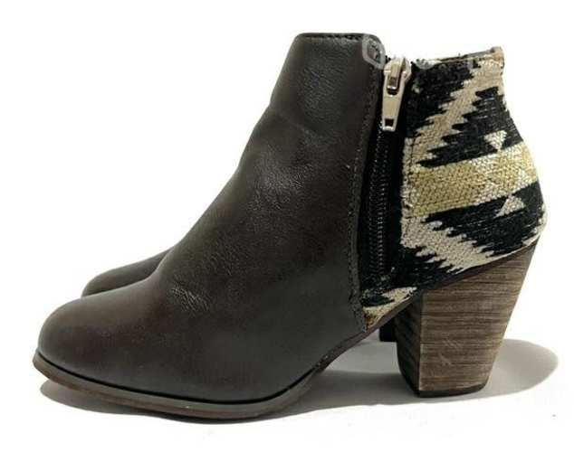 Botín 100% Sintético Marca Alaniz N°37 Café y Otro