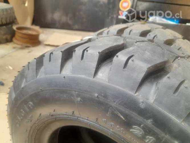 Neumaticos Grua Horquilla