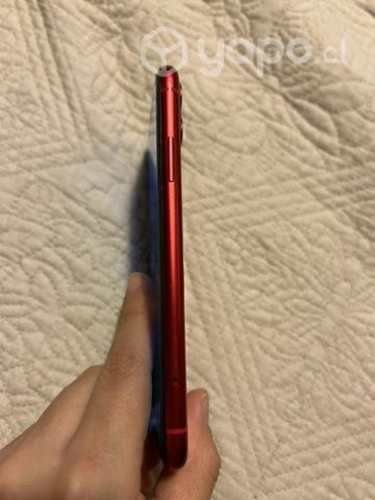 IPhone 11 color rojo 128gb usado