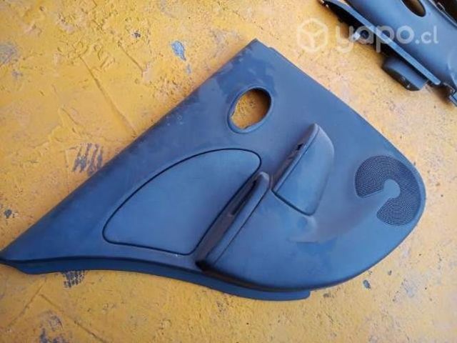 Nissan march tapiz puerta trasera izquierda botone