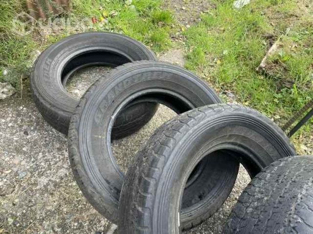 4 neumáticos usados en buen estado