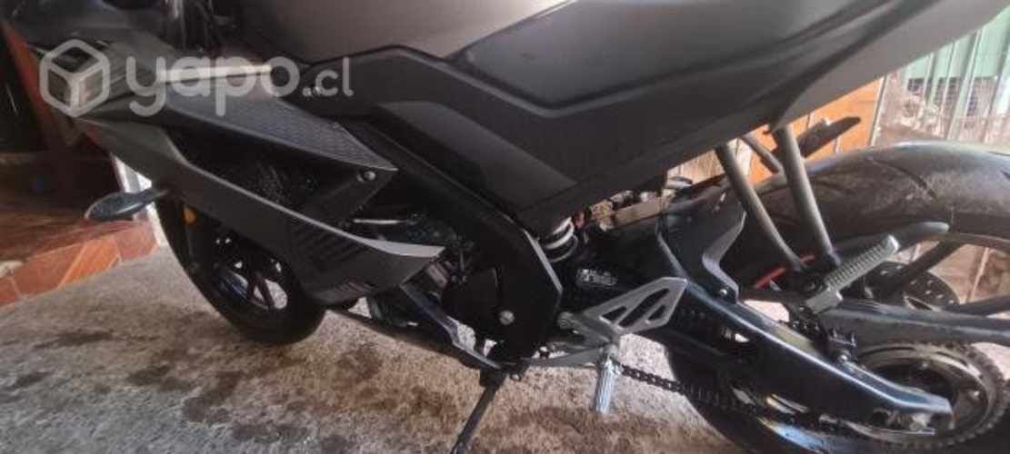 Vendo moto Yamaha r15