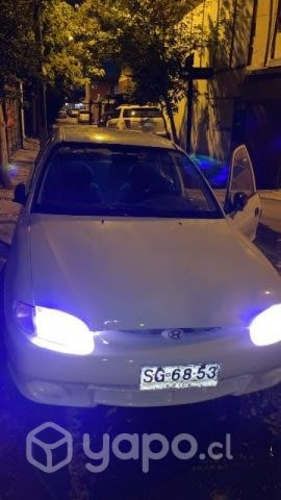 Hyundai Accent 98 (Motor Nuevo)