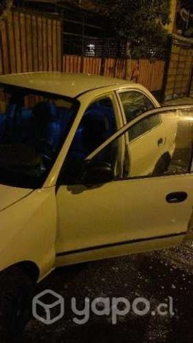 Hyundai Accent 98 (Motor Nuevo)