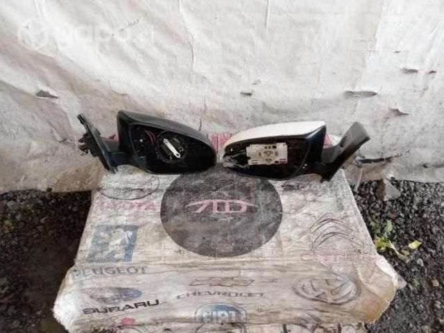 Espejo toyota yaris sedan 21-23