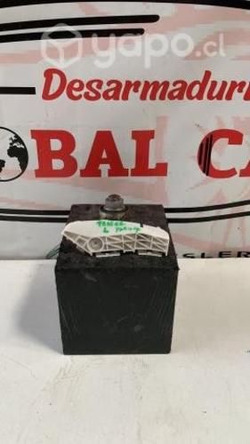 Ménsula trasera izquierda TOYOTA YARIS 2014