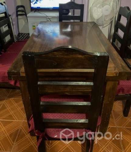 Mesa con 6 sillas