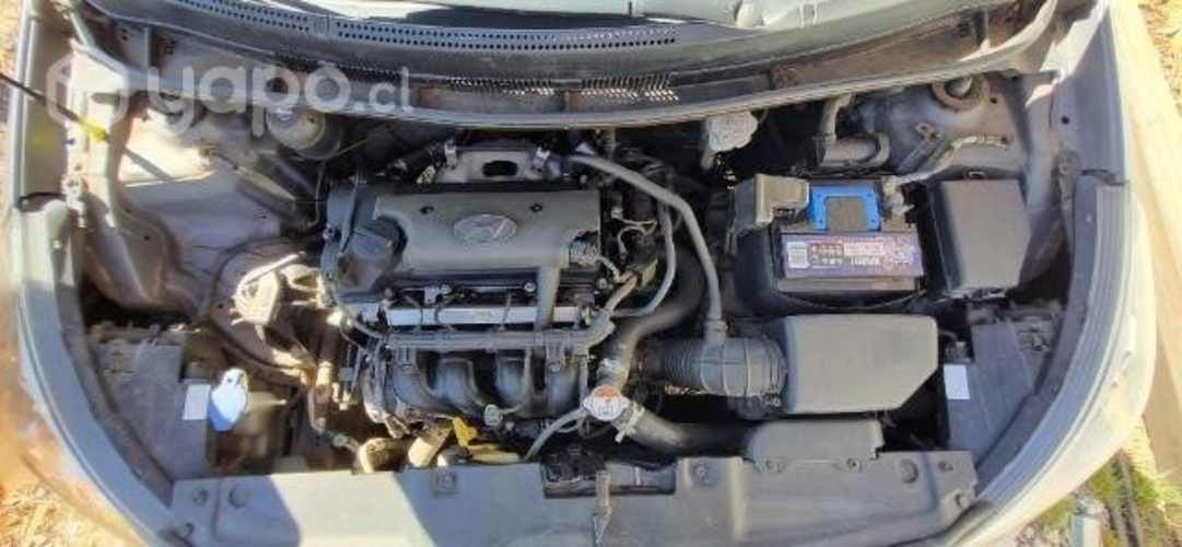 Vendo hyundai accent 2016 full 73.000 KM