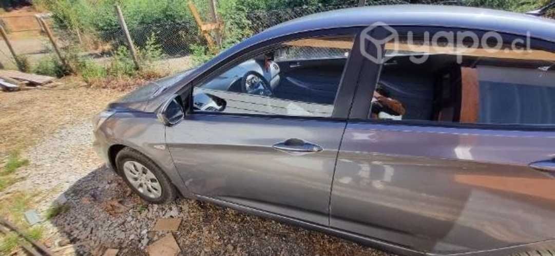Vendo hyundai accent 2016 full 73.000 KM
