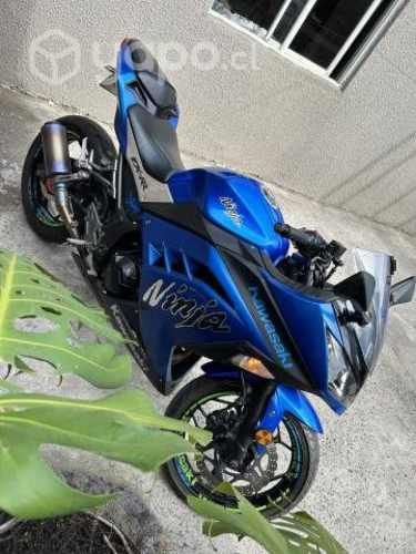 Kawaski Ninja 300 cc