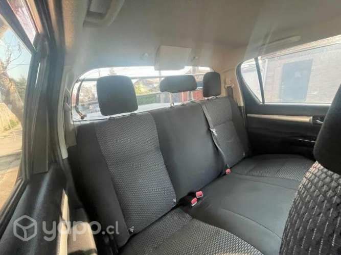Toyota Hilux 2.8