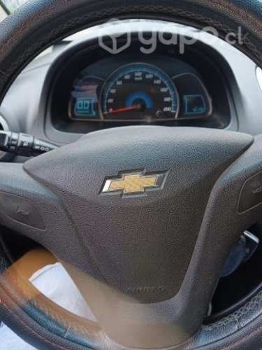 Vendo Chevrolet sail conversable papeles al día