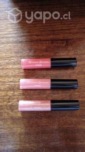 Kit de uñas y maquillaje