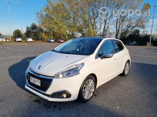 Vendo peugeot 208 allure diesel