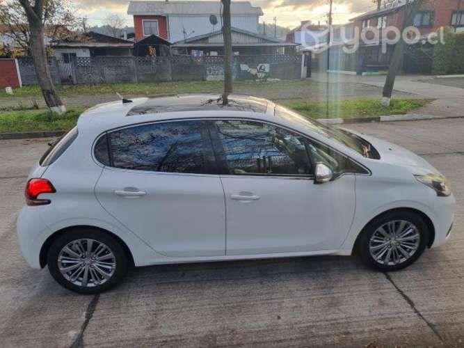 Vendo peugeot 208 allure diesel