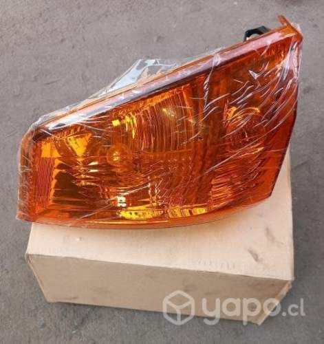 Farol esquina hino 500 nuevo